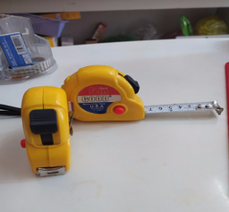 [NKT75VNRN] Thước 7,5M số lớn vàng Nhấn Rhino